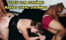 Morena sensacional com uma bunda grande bem gostosa