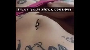 Tatuada do zap mostra sua xoxota bronzeada querendo pau