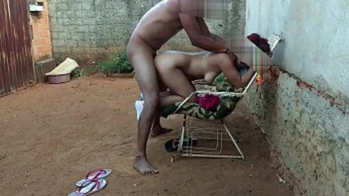 Caiu na net esposa amadora fazendo sexo anal com amigo do corno