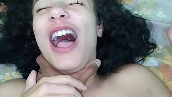 Xvideos pornô com a safada empinadinha