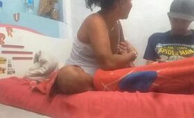 Gatinha caiu na net fodendo na banheira